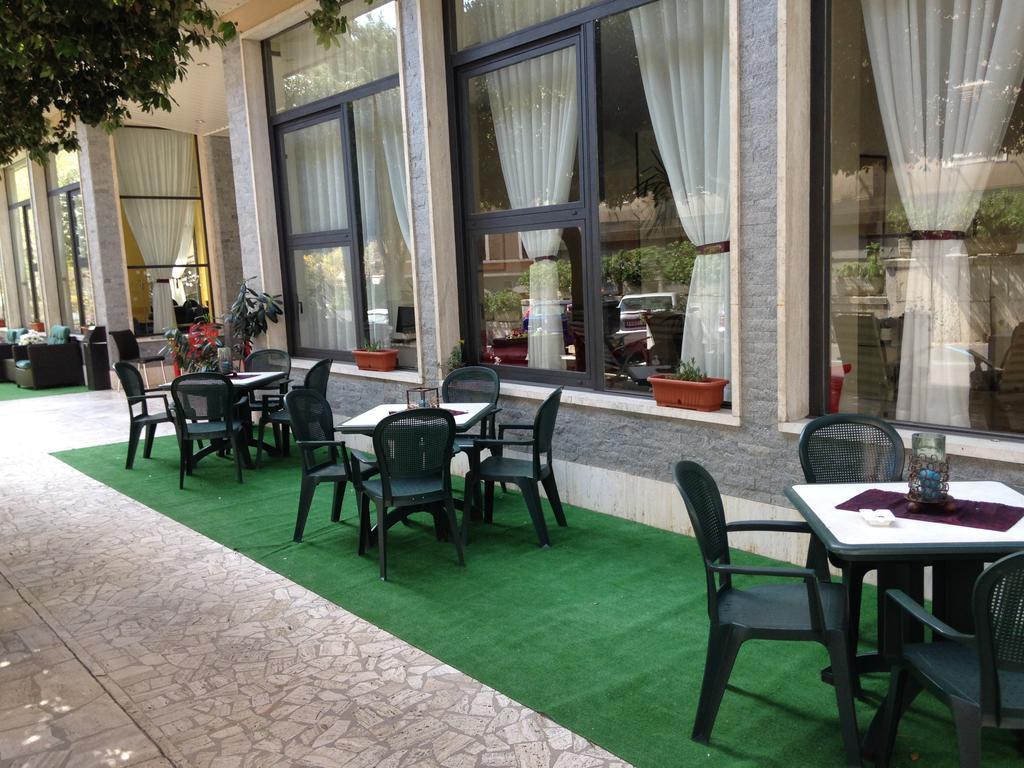 Hotel Mediterraneo Chianciano Terme Exterior foto